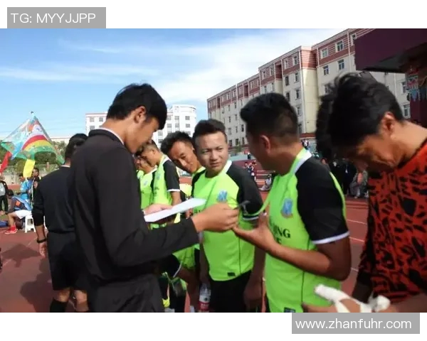 热爱足球的你来加入我们成为专业解说员一起分享激情与精彩瞬间